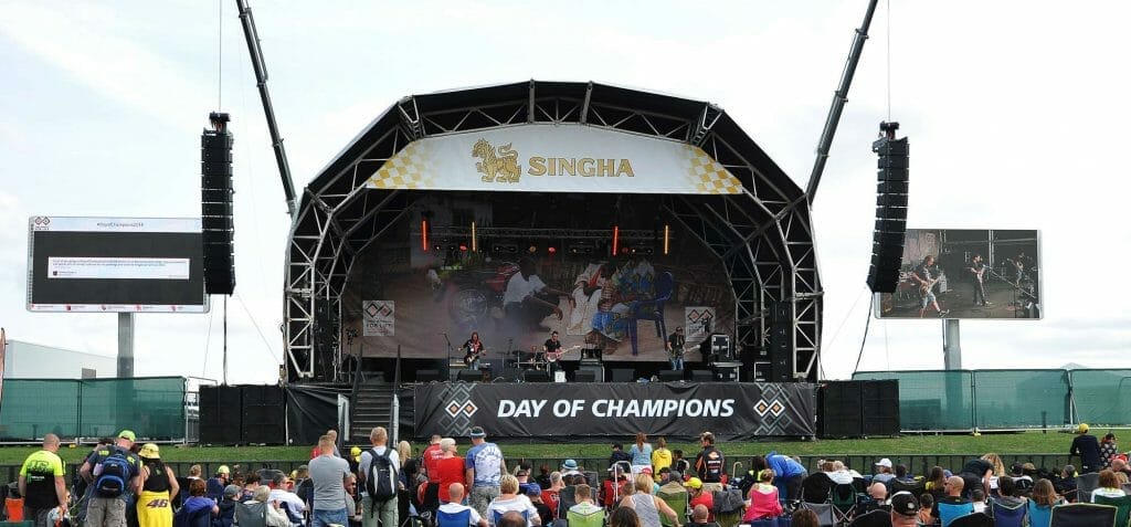 Main Stage delivers loads of enjoyment for fans