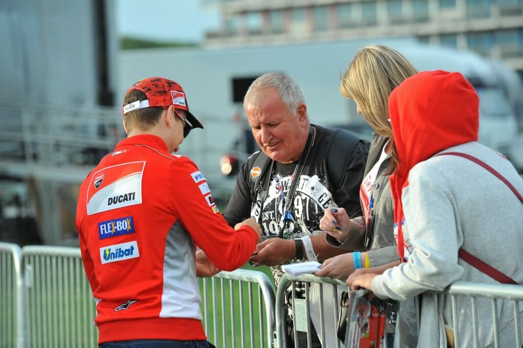 Jorge Lorenzo Autograph Two Wheels for Life MotoGP Silverstone Day of Champions 2018