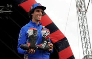 Alex Rins auctions his boots