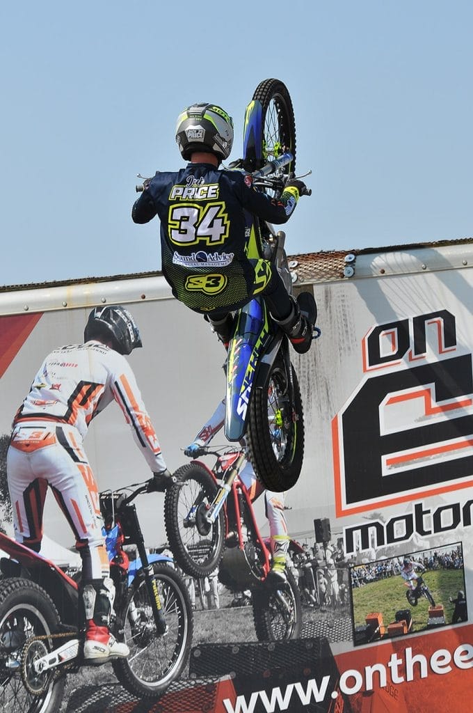 On the Edge Stunt Show